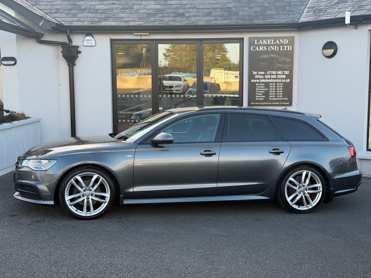 2015 AUDI A6 AVANT Black Edition - vehicle photo 2 for sale on PureCar