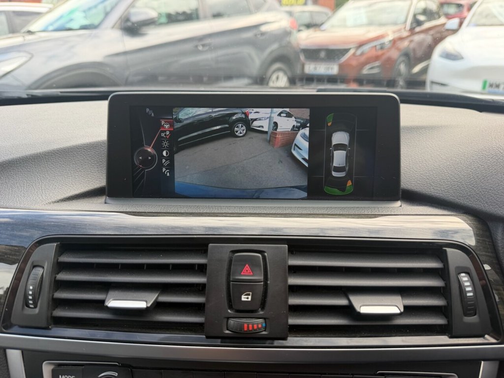 2015 BMW 3 Series — image 10