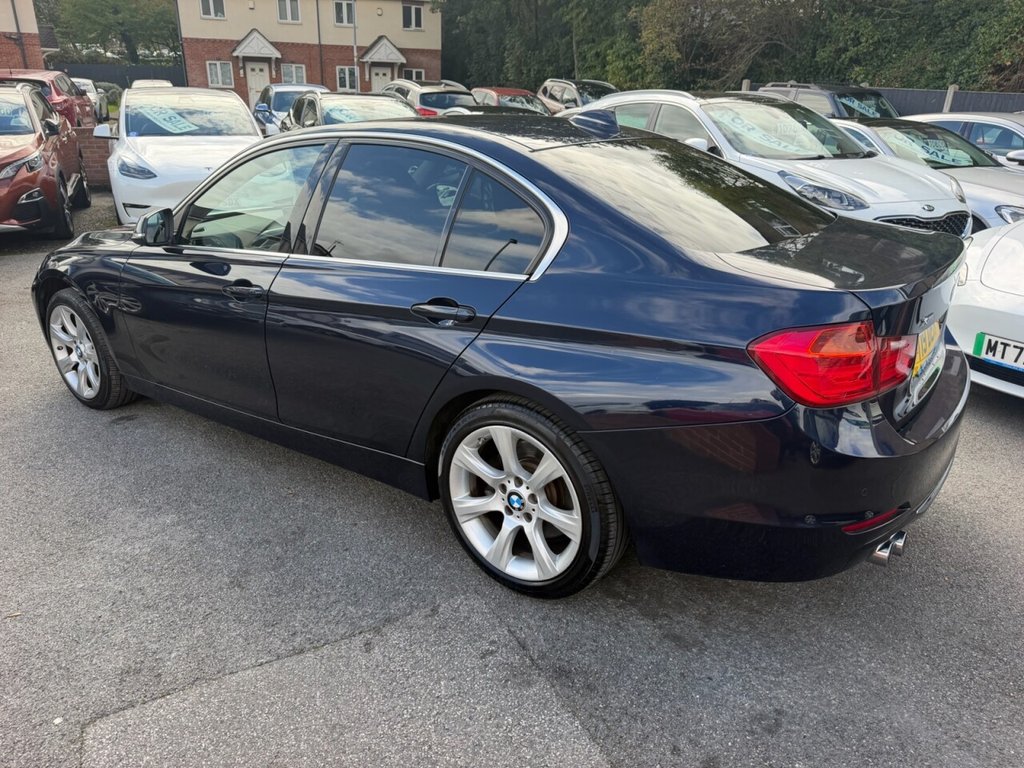 2015 BMW 3 Series — image 25