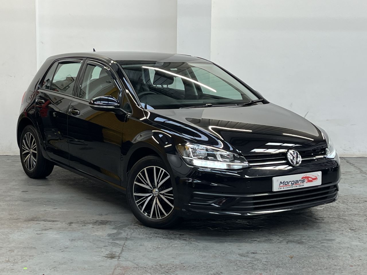 VOLKSWAGEN GOLF 2017