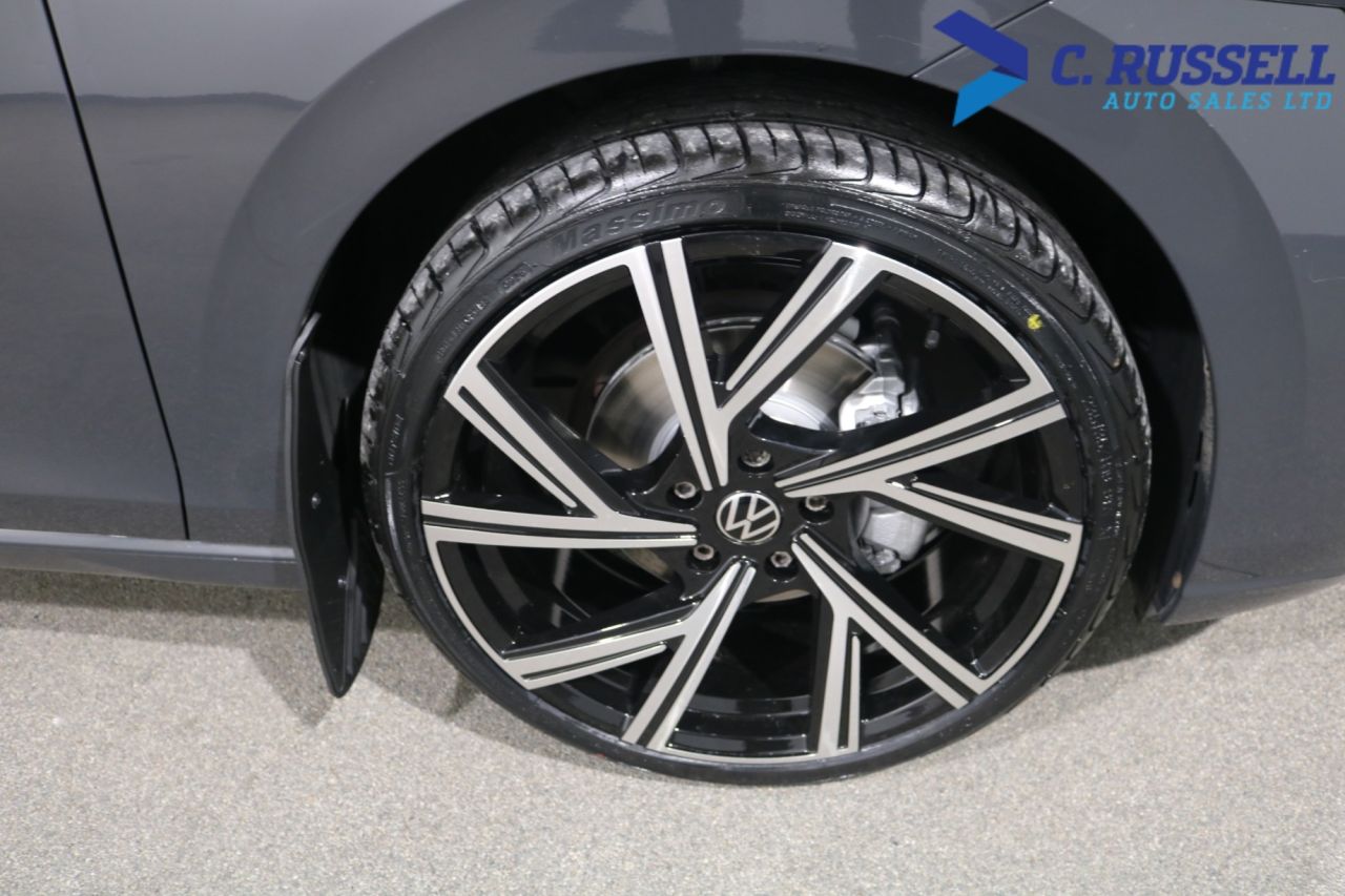 2022 VOLKSWAGEN GOLF 1.5 TSI Style Hatchback 5dr Petrol Manual Euro 6 (s/s) (150 ps) - vehicle photo 17 for sale on PureCar