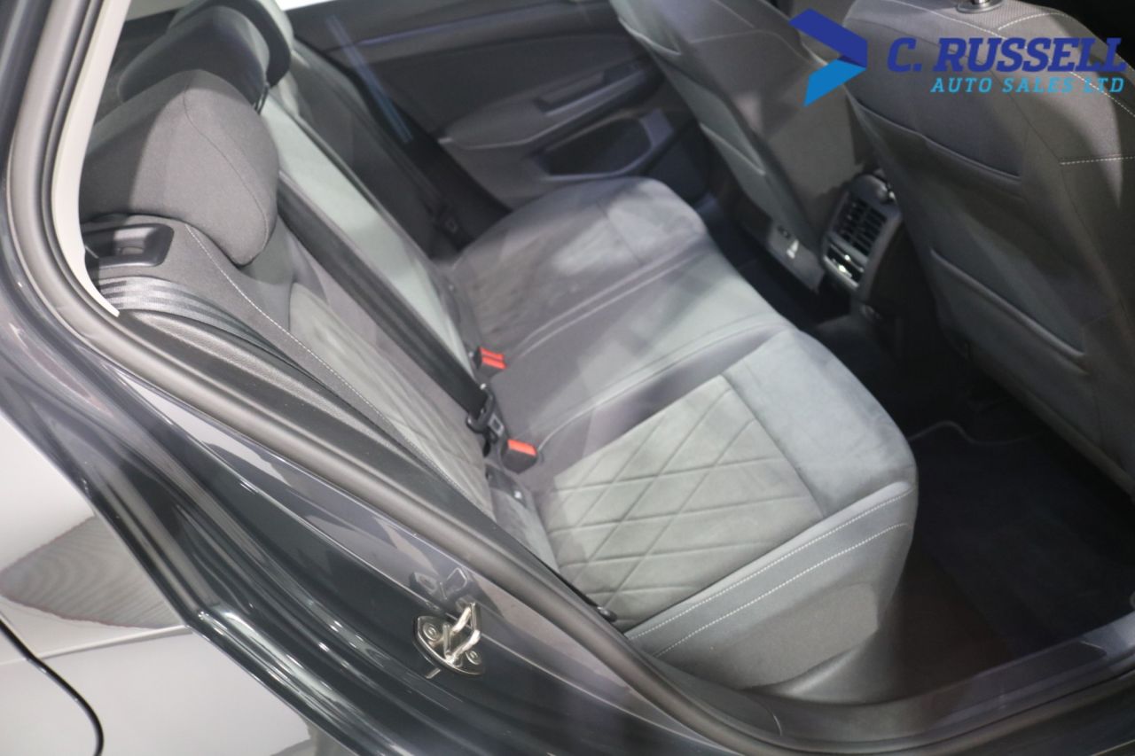 2022 VOLKSWAGEN GOLF 1.5 TSI Style Hatchback 5dr Petrol Manual Euro 6 (s/s) (150 ps) - vehicle photo 21 for sale on PureCar