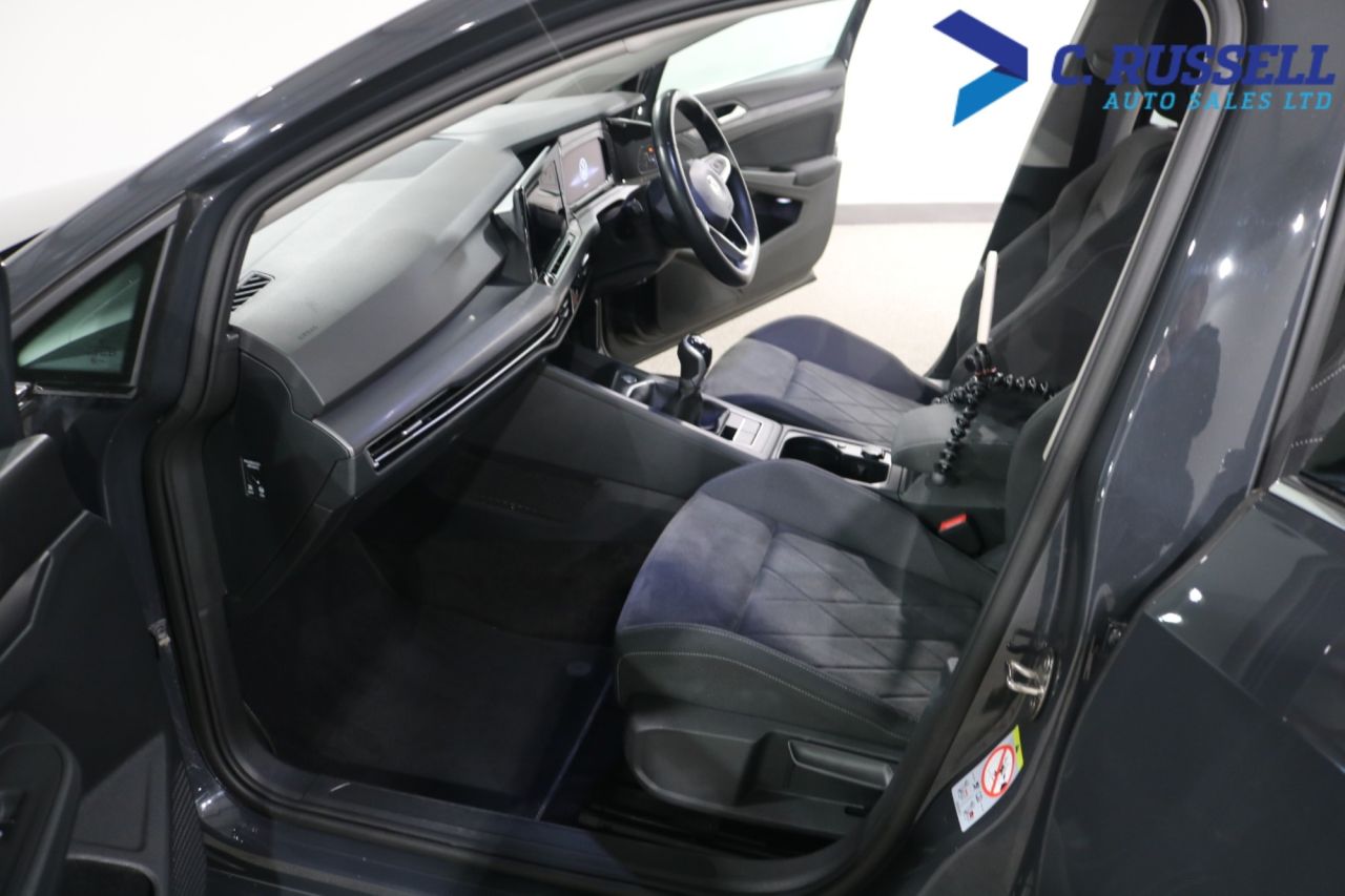 2022 VOLKSWAGEN GOLF 1.5 TSI Style Hatchback 5dr Petrol Manual Euro 6 (s/s) (150 ps) - vehicle photo 27 for sale on PureCar