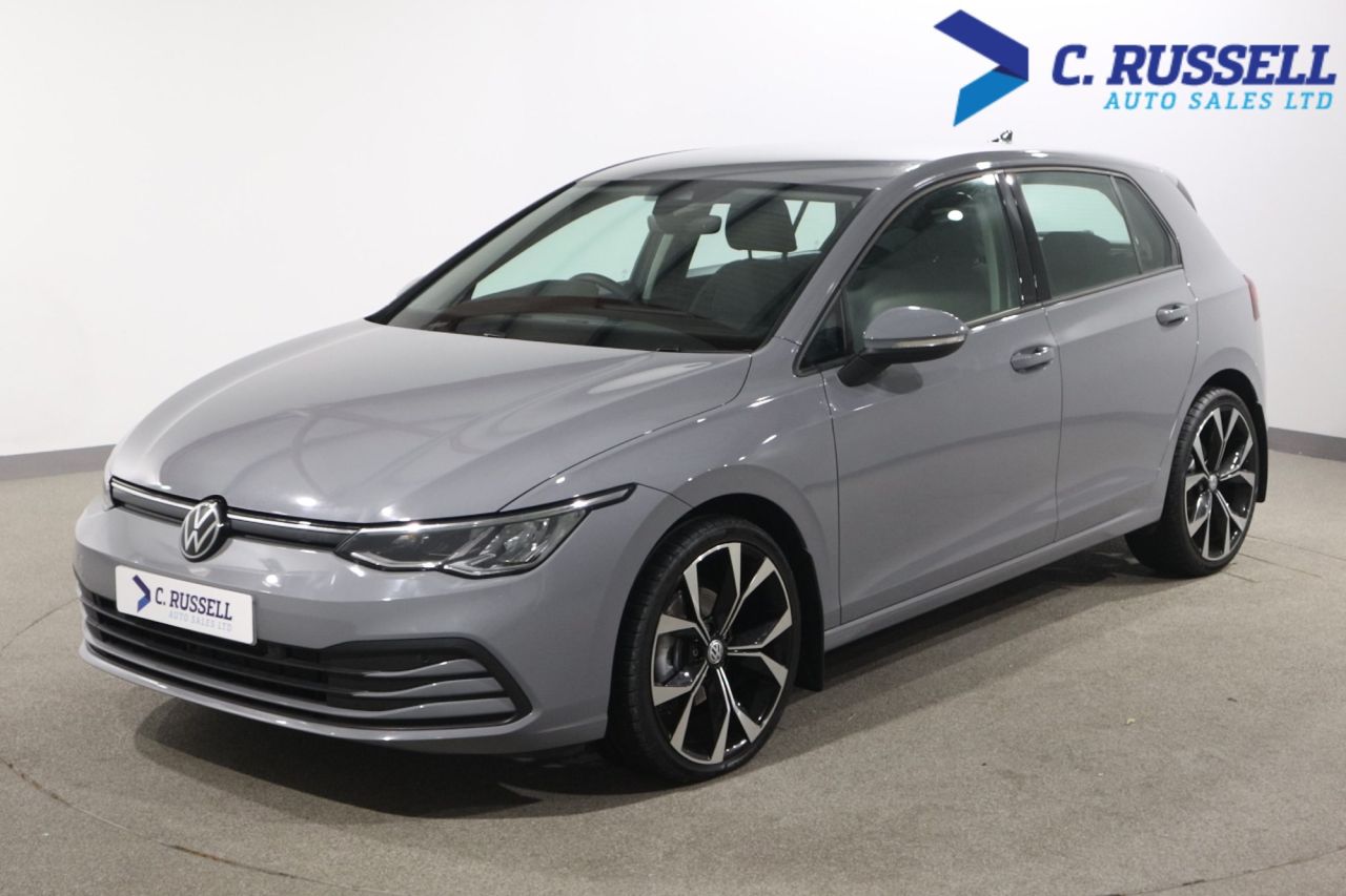 VOLKSWAGEN GOLF 2024