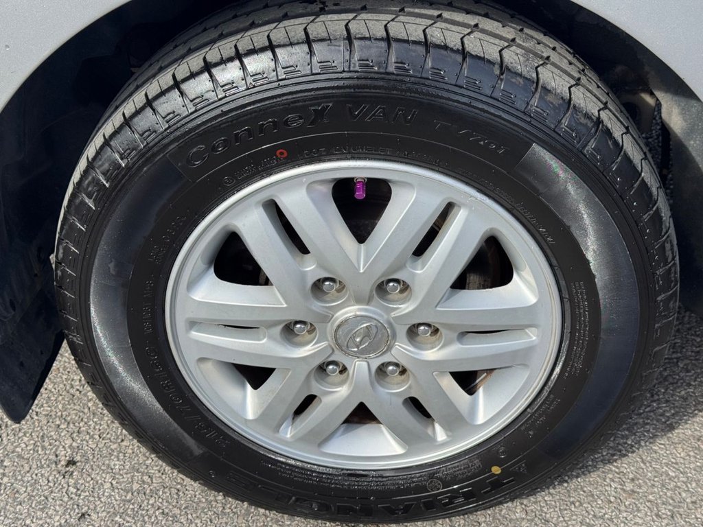2017 Hyundai I800 — image 15