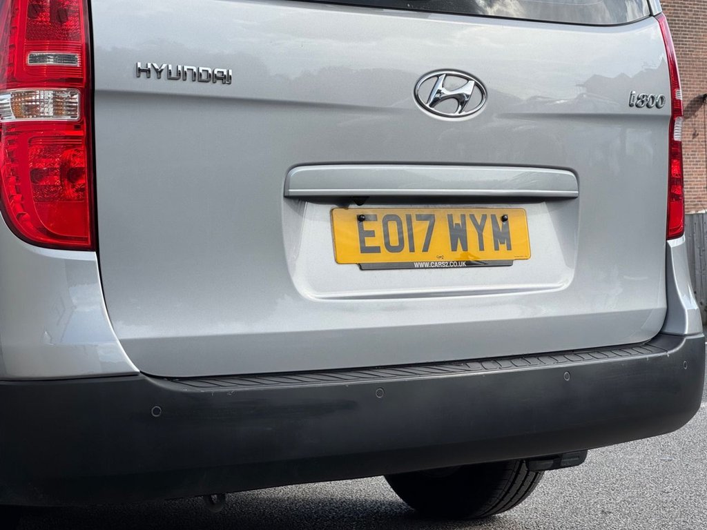 2017 Hyundai I800 — image 8