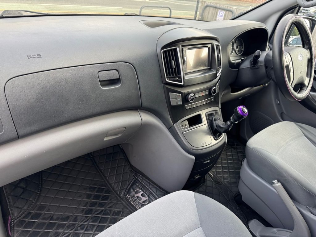 2017 Hyundai I800 — image 43