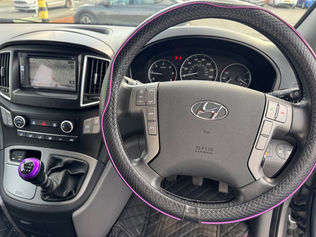 2017 Hyundai I800 — image 32
