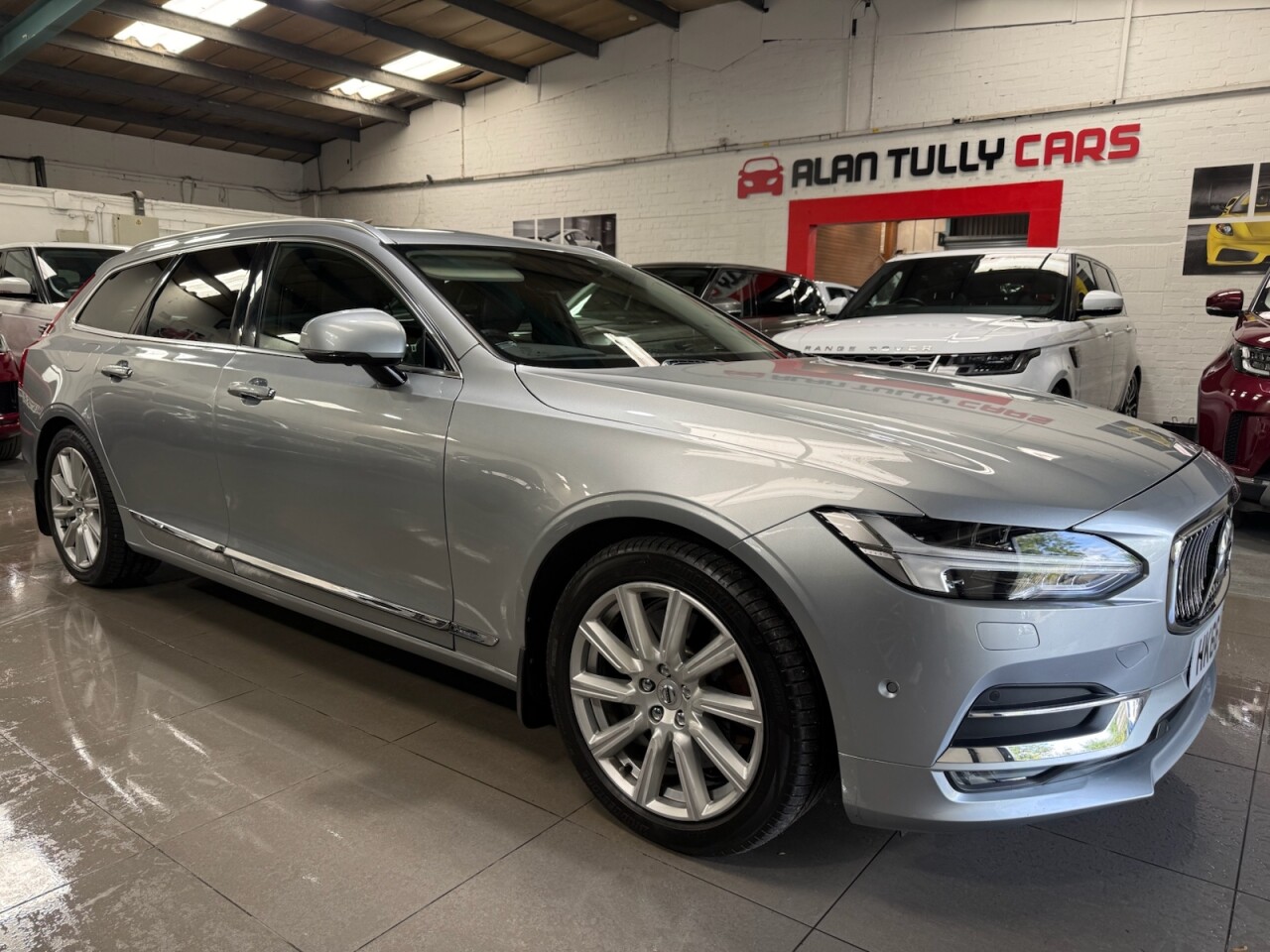 2016 Volvo V90