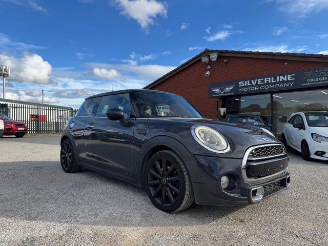 2014 MINI Hatch