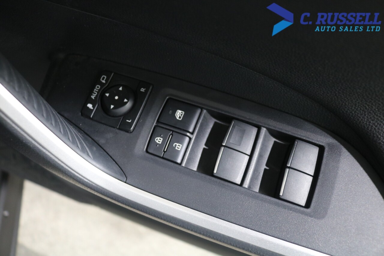 2023 TOYOTA RAV4 2.5 VVT 18.1kWh Dynamic SUV 5dr Petrol Plug-in Hybrid CVT 4WD Euro 6 (s/s) - vehicle photo 24 for sale on PureCar