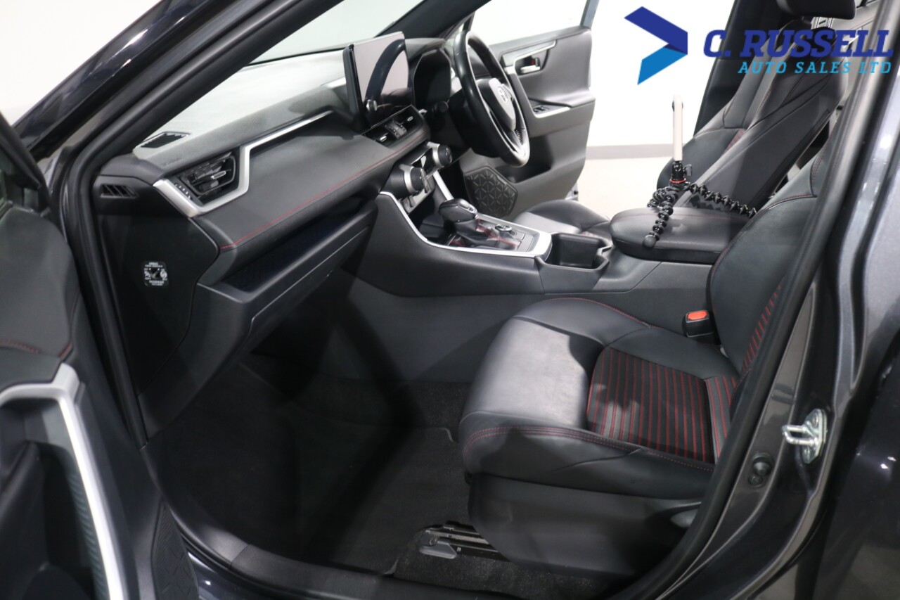 2023 TOYOTA RAV4 2.5 VVT 18.1kWh Dynamic SUV 5dr Petrol Plug-in Hybrid CVT 4WD Euro 6 (s/s) - vehicle photo 34 for sale on PureCar