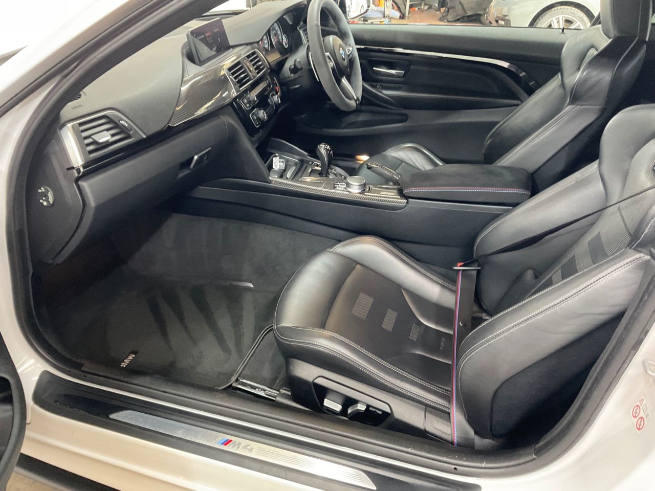 2018 BMW M4 3.0 BiTurbo Competition Coupe 2dr Petrol DCT Euro 6 (s/s) (450 ps) - vehicle photo 25 for sale on PureCar