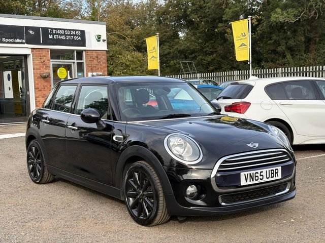 2015 MINI Hatch