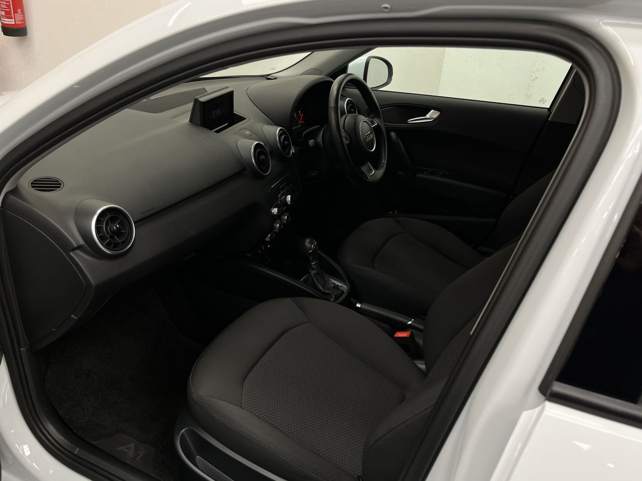 2017 AUDI A1 1.0 TFSi Sport 5dr S Tronic - vehicle photo 16 for sale on PureCar