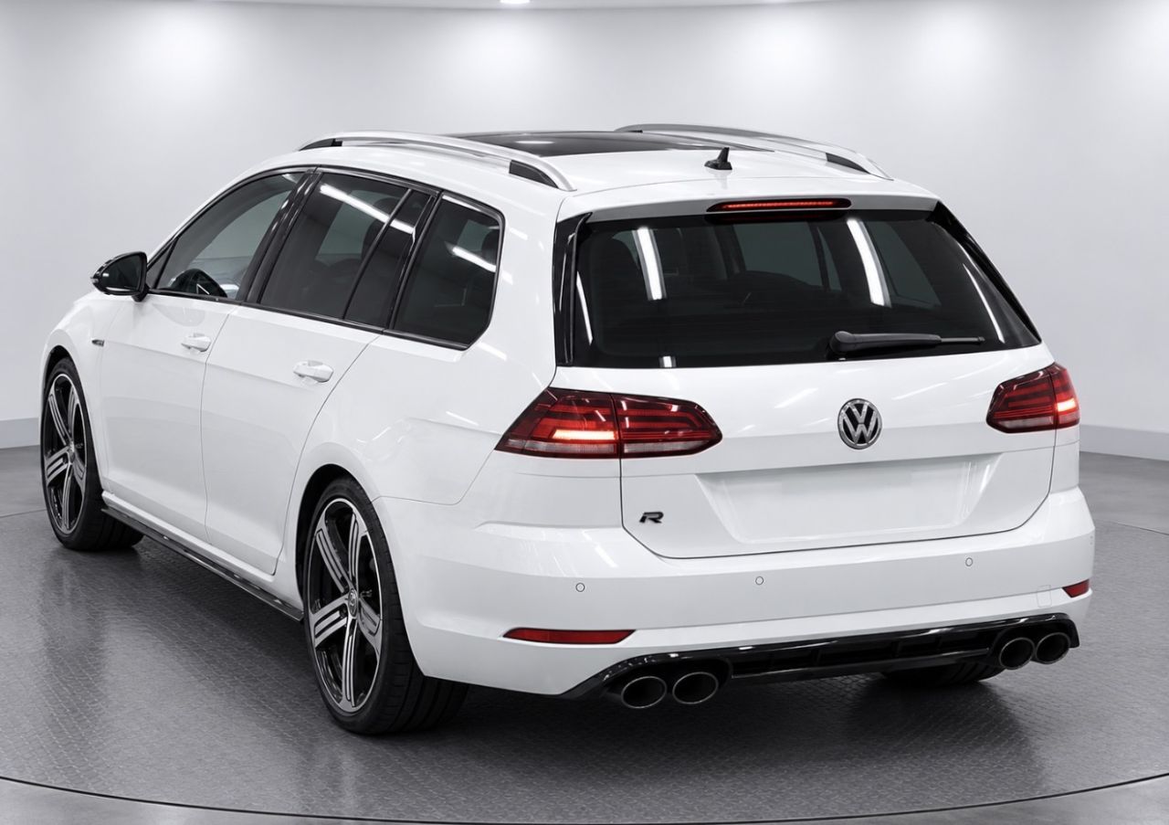2020 VOLKSWAGEN GOLF R TSI 4Motion DSG - vehicle photo 2 for sale on PureCar