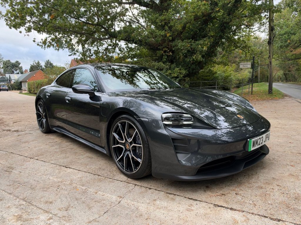 2023 Porsche Taycan