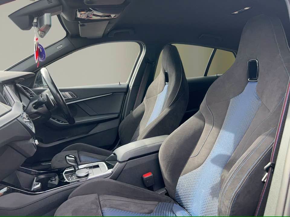 2023 BMW 1 SERIES 2.0 M135i Hatchback 5dr Petrol Auto xDrive Euro 6 (s/s) (306 ps) - vehicle photo 10 for sale on PureCar