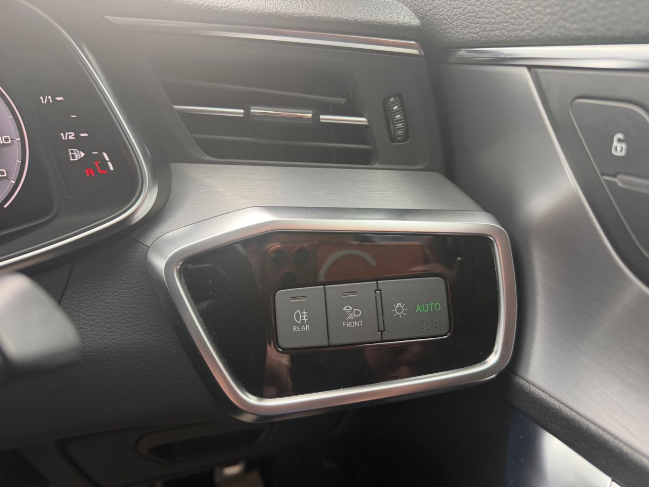 2020 AUDI A6 SALOON Black Edition - vehicle photo 36 for sale on PureCar