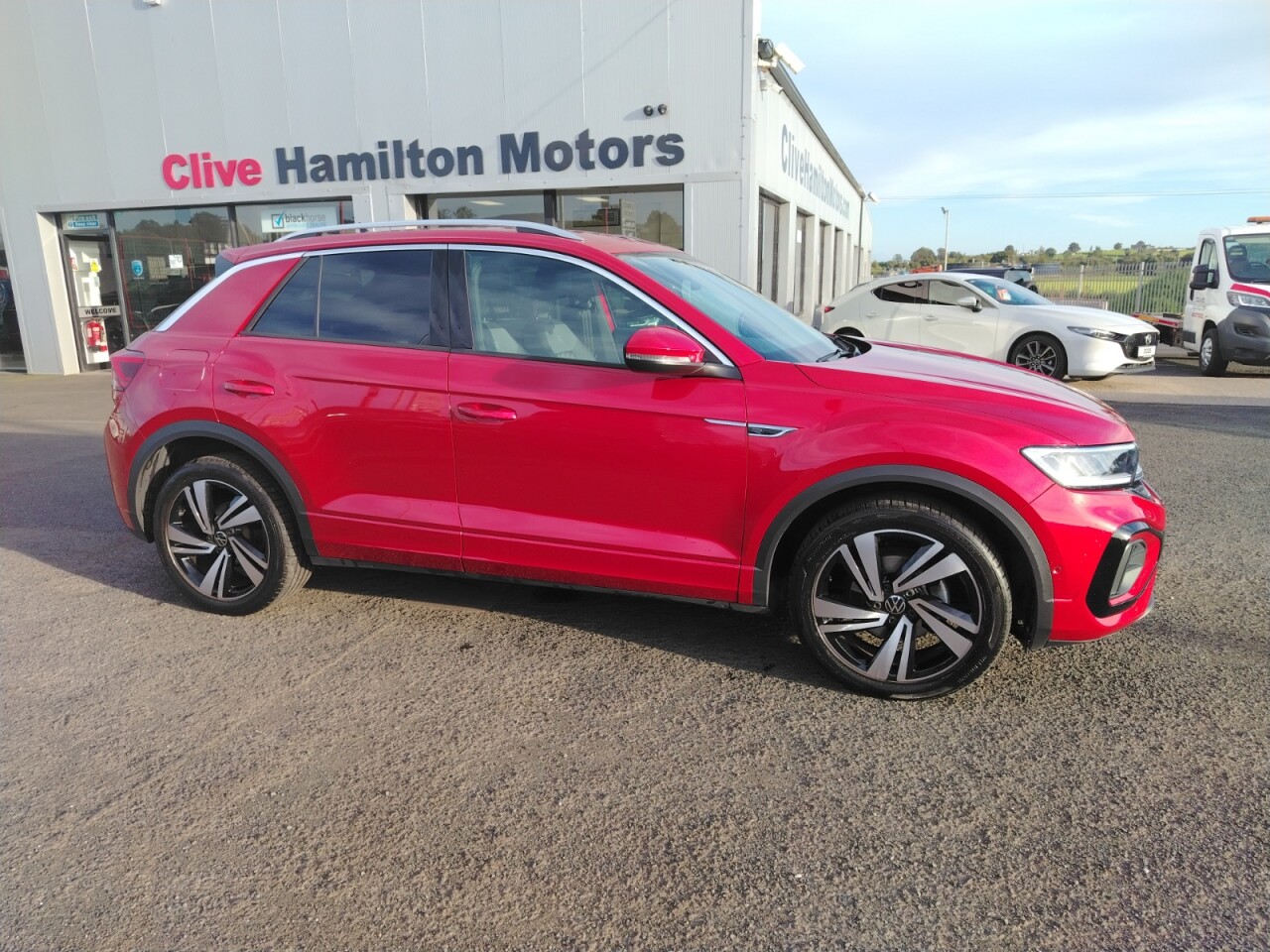 2025 VOLKSWAGEN T-ROC 1.5 TSI R-Line SUV 5dr Petrol DSG Euro 6 (s/s) (150 ps) - vehicle photo 11 for sale on PureCar