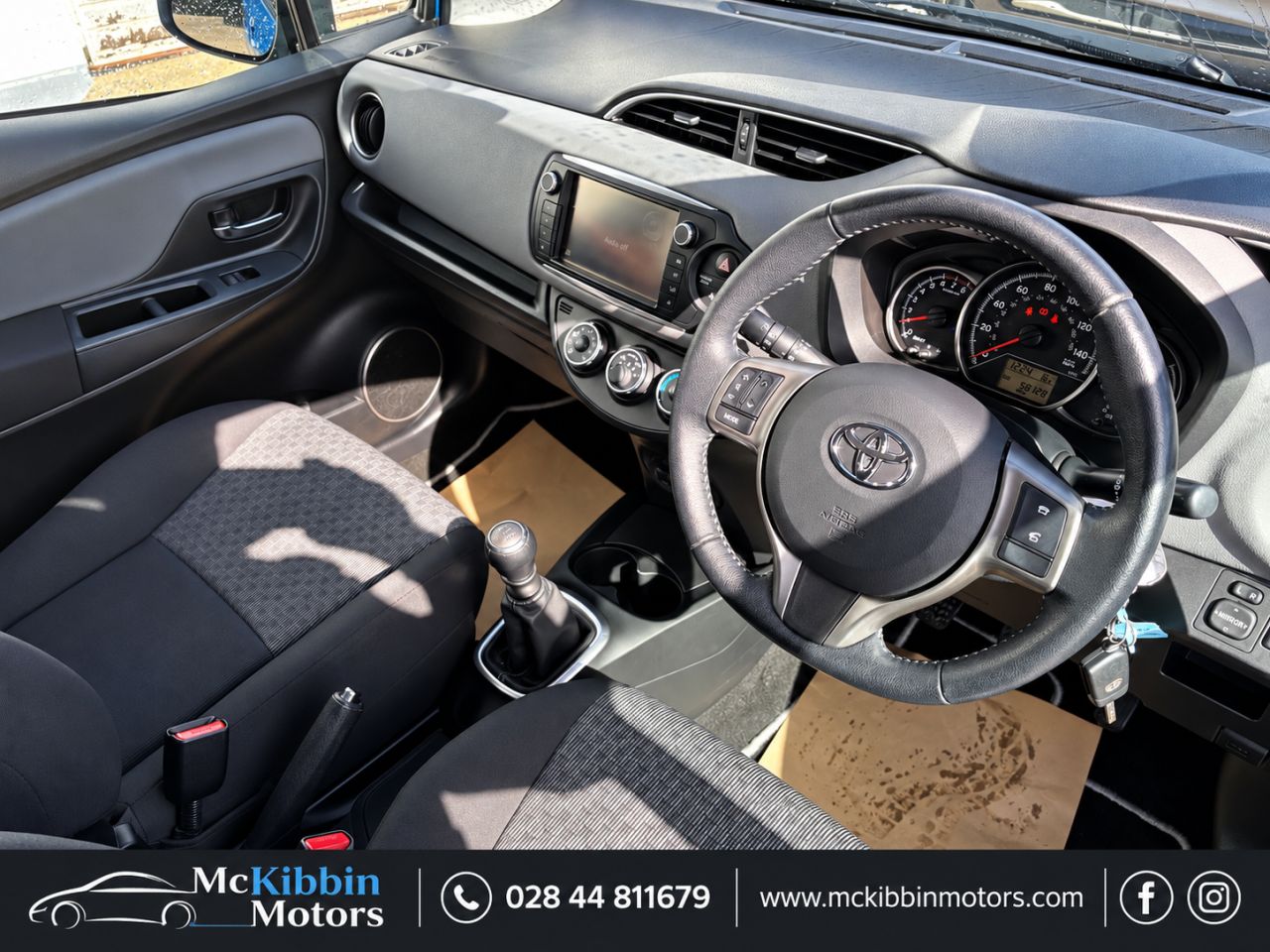 2015 TOYOTA YARIS 1.33 Dual VVT-i Icon - vehicle photo 7 for sale on PureCar