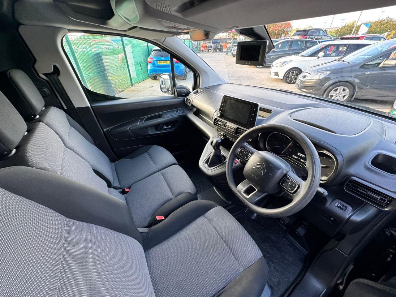 2019 CITROEN BERLINGO 1.6 BlueHDi 1000 Driver M Panel Van 5dr Diesel Manual SWB Euro 6 (s/s) (100 - vehicle photo 14 for sale on PureCar