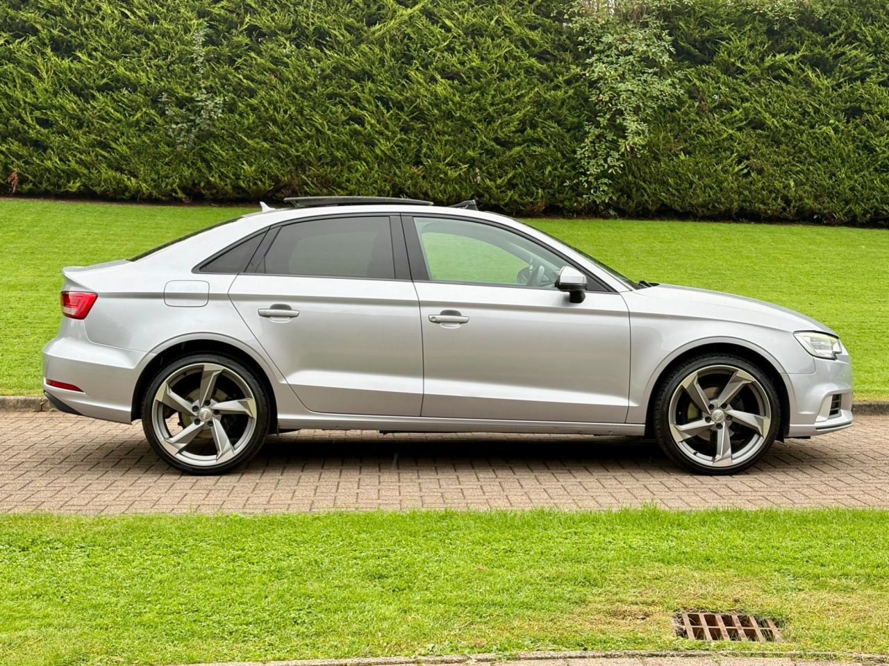 2016 AUDI A3 1.4 TFSI CoD Sport Saloon 4dr Petrol Manual Euro 6 (s/s) (150 ps) - vehicle photo 7 for sale on PureCar