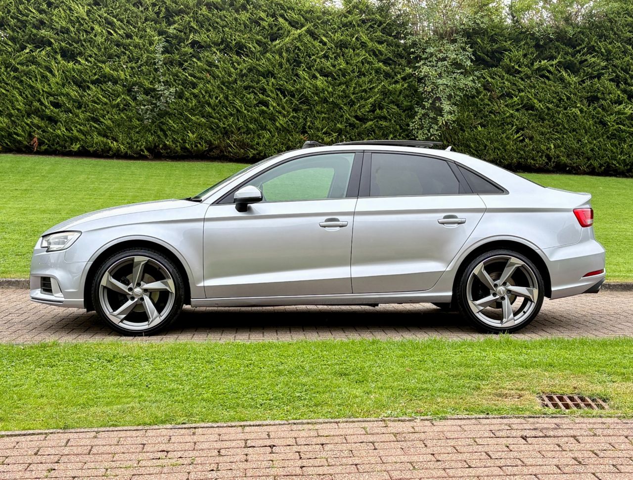 2016 AUDI A3 1.4 TFSI CoD Sport Saloon 4dr Petrol Manual Euro 6 (s/s) (150 ps) - vehicle photo 8 for sale on PureCar