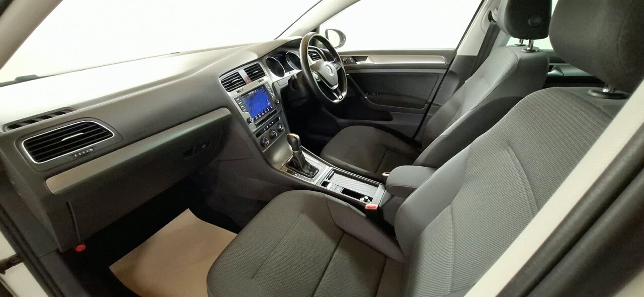 2015 VOLKSWAGEN GOLF MATCH 1.2 TSI BLUEMOTION TECHNOLOGY DSG ESTATE - vehicle photo 18 for sale on PureCar