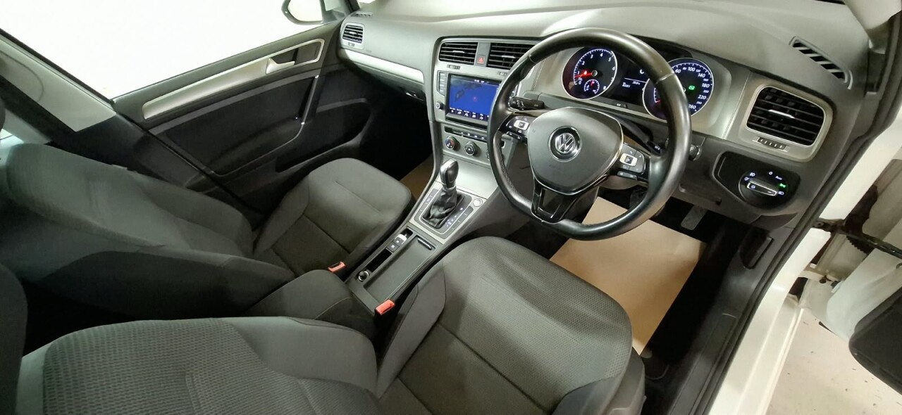 2015 VOLKSWAGEN GOLF MATCH 1.2 TSI BLUEMOTION TECHNOLOGY DSG ESTATE - vehicle photo 27 for sale on PureCar