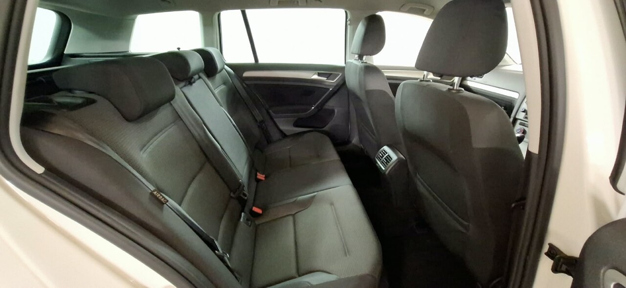 2015 VOLKSWAGEN GOLF MATCH 1.2 TSI BLUEMOTION TECHNOLOGY DSG ESTATE - vehicle photo 30 for sale on PureCar