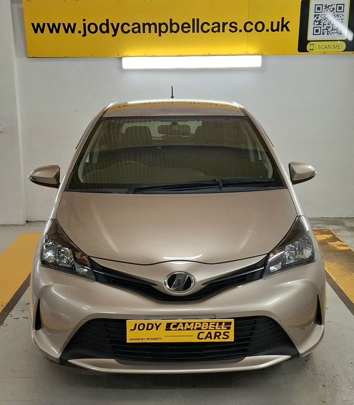 2014 TOYOTA YARIS 1.0 VVT-i Hatchback 5dr Automatic - vehicle photo 8 for sale on PureCar