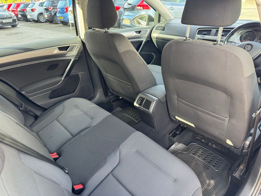 2016 Volkswagen Golf — image 21