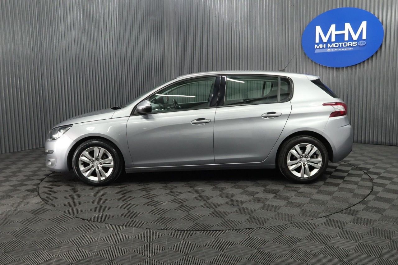 2015 PEUGEOT 1.6 ACTIVE 5 Dr Diesel Hatchback Manual Euro 5 2 KEYS / SAT NAV / 1 LADY OW - vehicle photo 4 for sale on PureCar