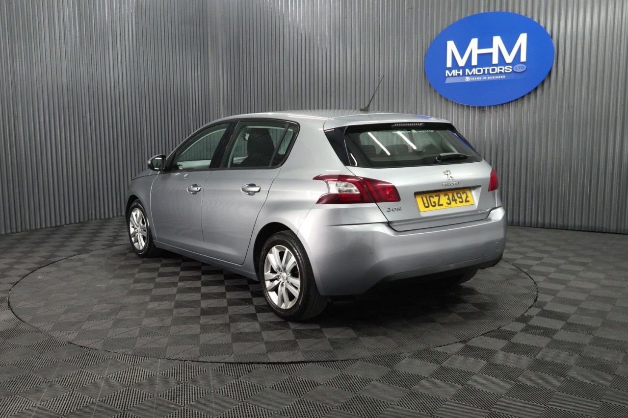 2015 PEUGEOT 1.6 ACTIVE 5 Dr Diesel Hatchback Manual Euro 5 2 KEYS / SAT NAV / 1 LADY OW - vehicle photo 5 for sale on PureCar