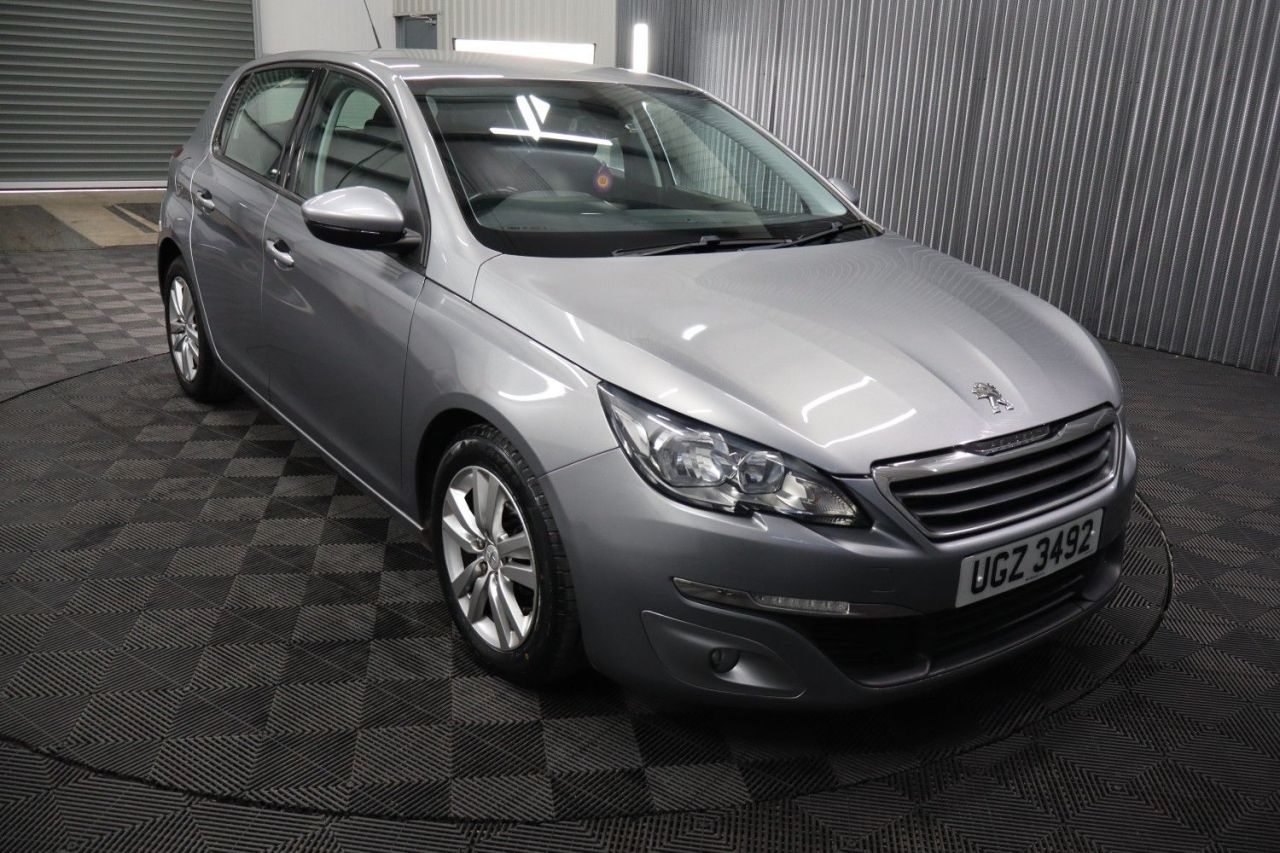 2015 PEUGEOT 1.6 ACTIVE 5 Dr Diesel Hatchback Manual Euro 5 2 KEYS / SAT NAV / 1 LADY OW - vehicle photo 16 for sale on PureCar