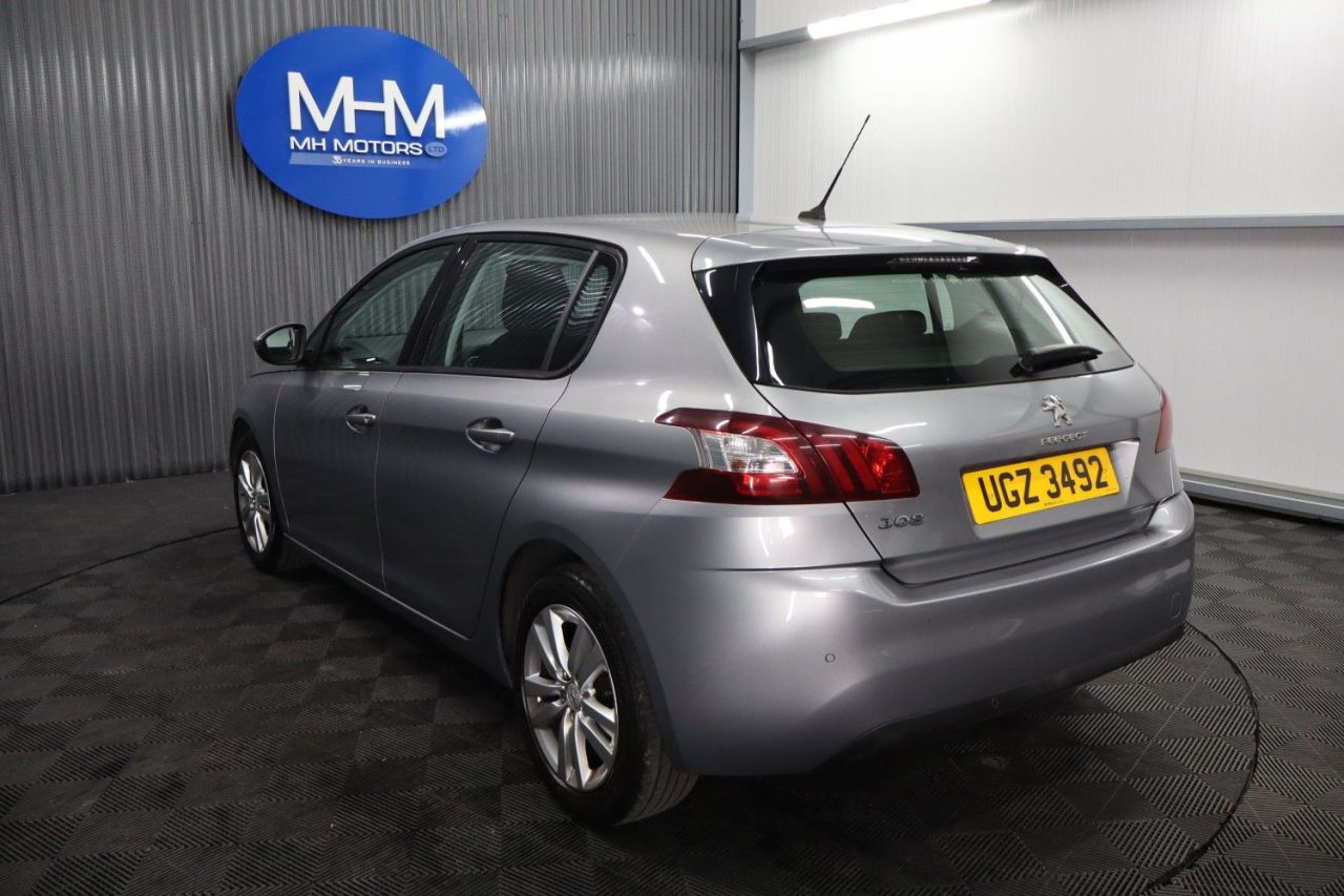 2015 PEUGEOT 1.6 ACTIVE 5 Dr Diesel Hatchback Manual Euro 5 2 KEYS / SAT NAV / 1 LADY OW - vehicle photo 19 for sale on PureCar