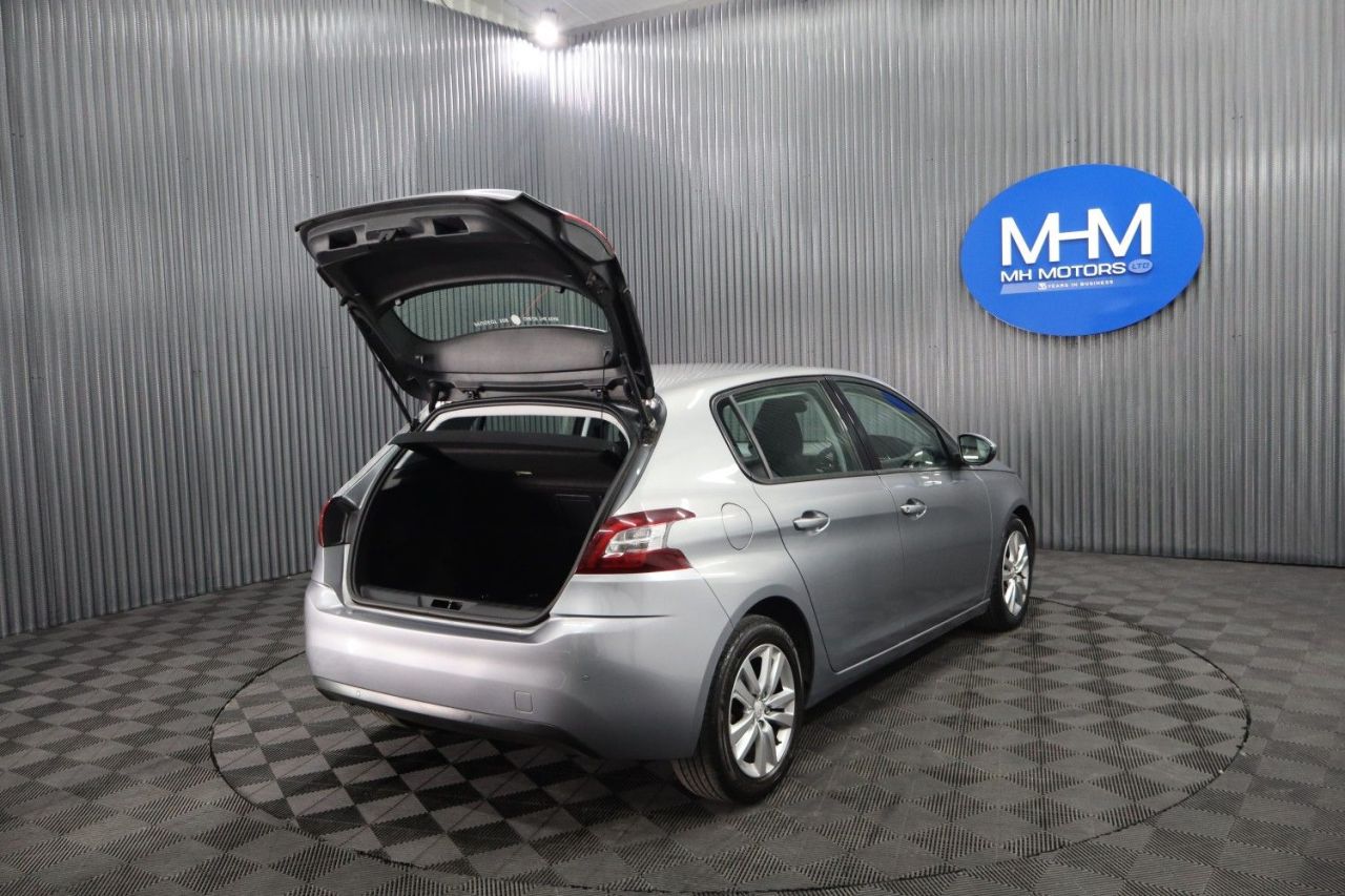 2015 PEUGEOT 1.6 ACTIVE 5 Dr Diesel Hatchback Manual Euro 5 2 KEYS / SAT NAV / 1 LADY OW - vehicle photo 25 for sale on PureCar