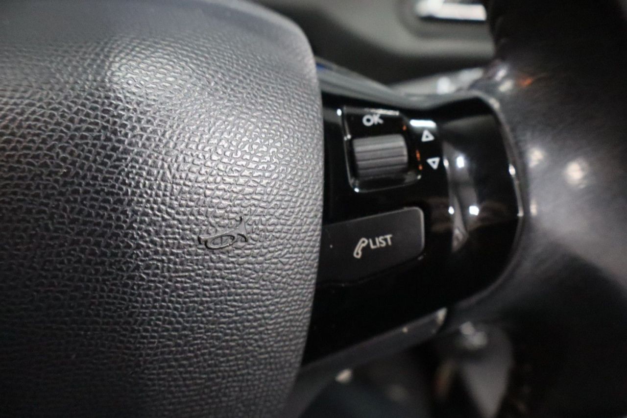 2015 PEUGEOT 1.6 ACTIVE 5 Dr Diesel Hatchback Manual Euro 5 2 KEYS / SAT NAV / 1 LADY OW - vehicle photo 35 for sale on PureCar