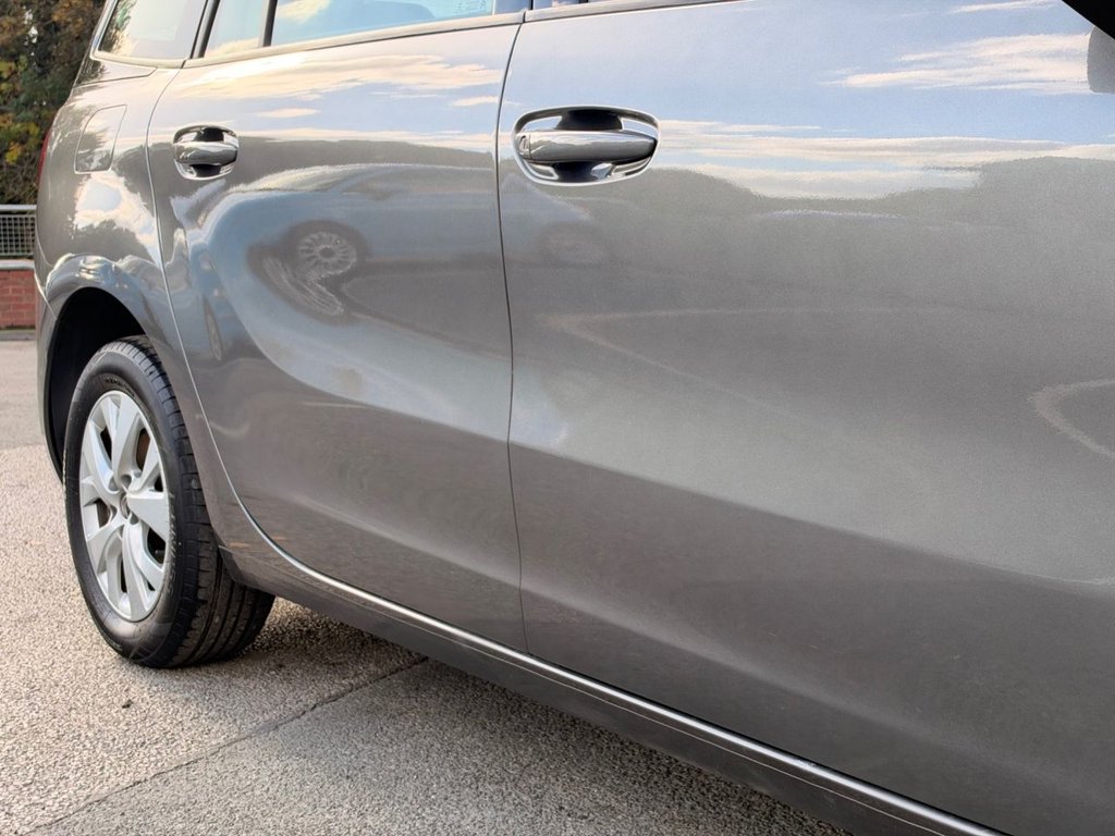 2019 Citroen Grand C4 Spacetourer — image 14
