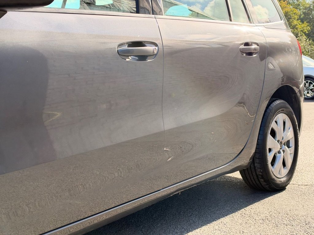2019 Citroen Grand C4 Spacetourer — image 15