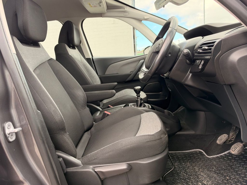 2019 Citroen Grand C4 Spacetourer — image 31