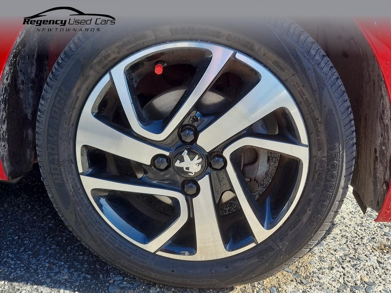 2021 PEUGEOT 1.0 Allure Euro 6 (s/s) 5dr - vehicle photo 10 for sale on PureCar