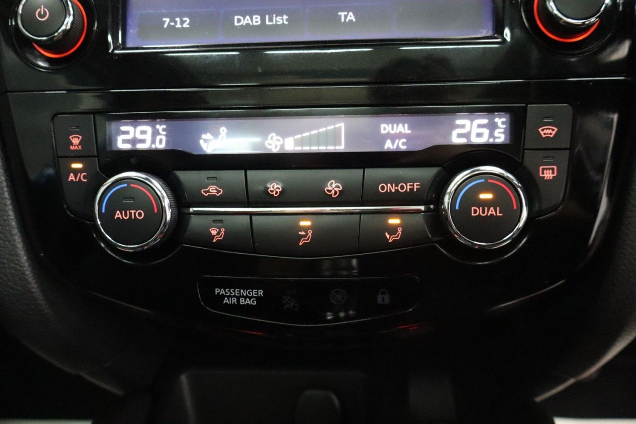 2018 NISSAN QASHQAI 1.5 dCi Tekna SUV 5dr Diesel Manual Euro 6 (s/s) (110 ps) LONG MOT / 360 DE - vehicle photo 37 for sale on PureCar