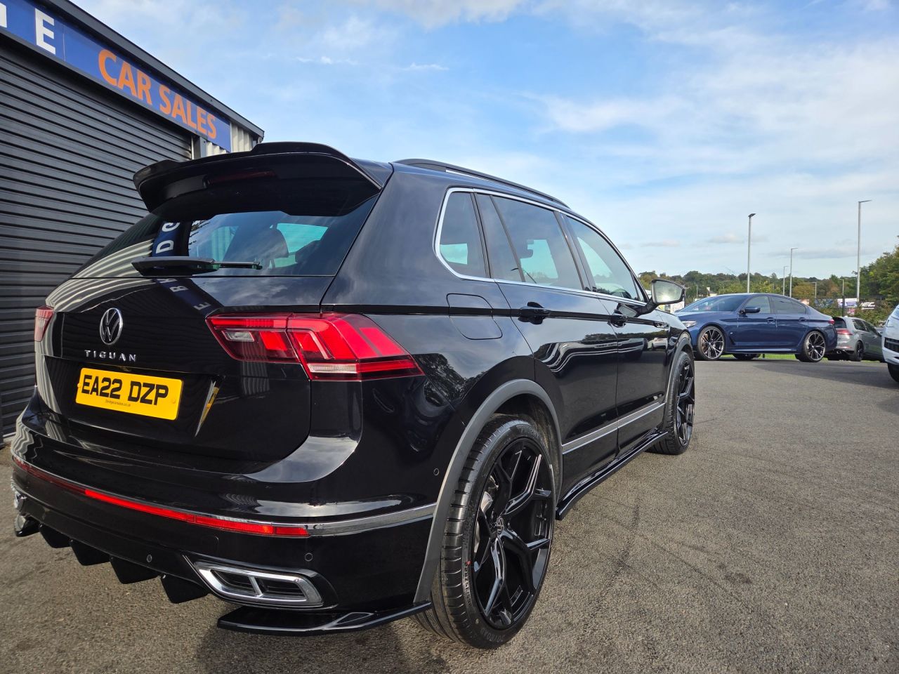 2022 VOLKSWAGEN TIGUAN 2.0 TDI R-Line SUV 5dr Diesel DSG Euro 6 (s/s) (150 ps) - vehicle photo 8 for sale on PureCar