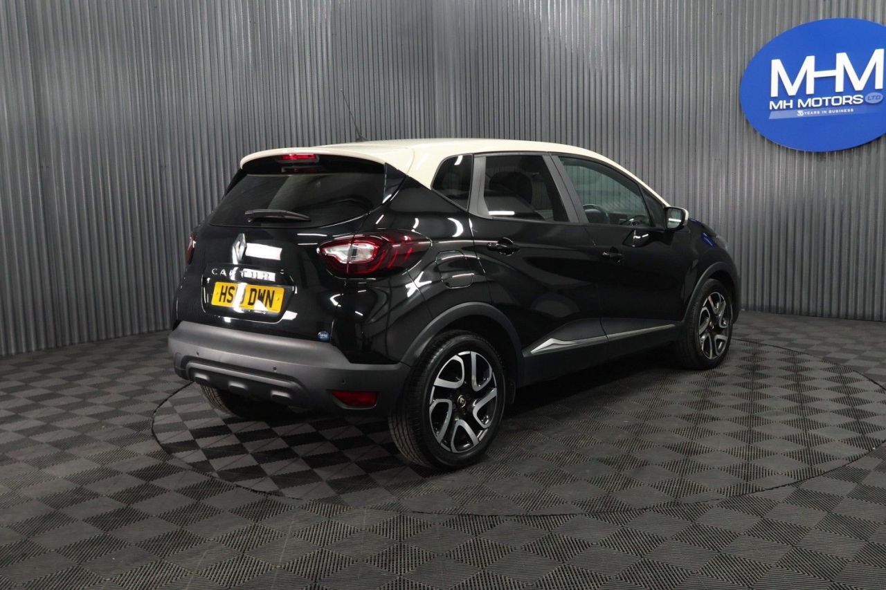 2019 RENAULT CAPTUR 1.5 dCi ENERGY Iconic SUV 5dr Diesel Manual Euro 6 (s/s) (90 ps) LONG MOT / - vehicle photo 8 for sale on PureCar