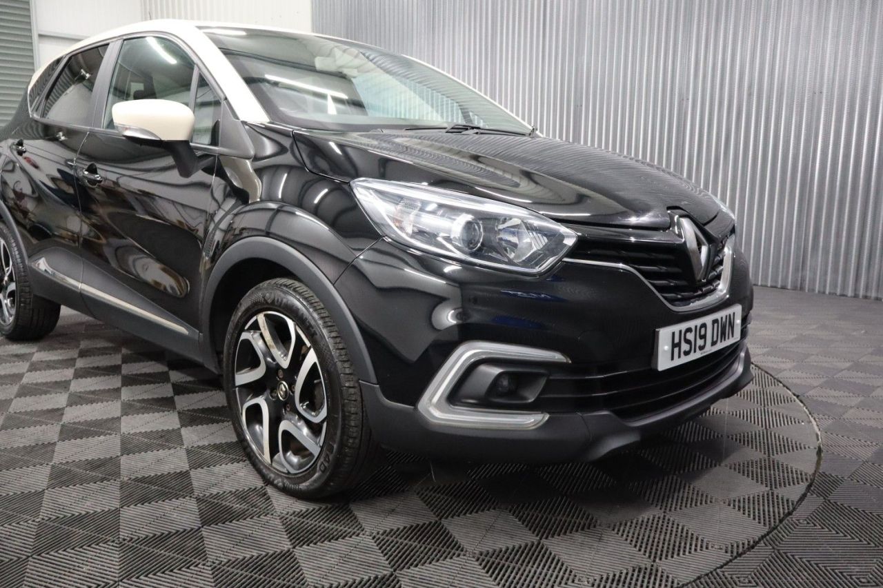 2019 RENAULT CAPTUR 1.5 dCi ENERGY Iconic SUV 5dr Diesel Manual Euro 6 (s/s) (90 ps) LONG MOT / - vehicle photo 9 for sale on PureCar