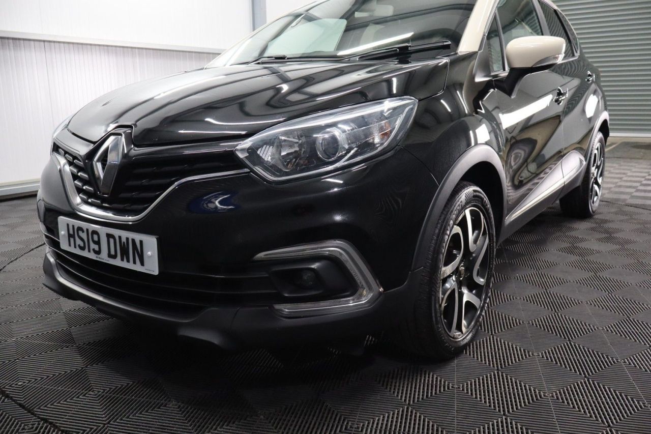 2019 RENAULT CAPTUR 1.5 dCi ENERGY Iconic SUV 5dr Diesel Manual Euro 6 (s/s) (90 ps) LONG MOT / - vehicle photo 10 for sale on PureCar