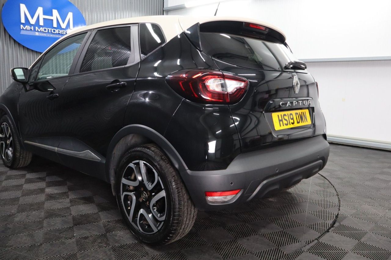 2019 RENAULT CAPTUR 1.5 dCi ENERGY Iconic SUV 5dr Diesel Manual Euro 6 (s/s) (90 ps) LONG MOT / - vehicle photo 11 for sale on PureCar