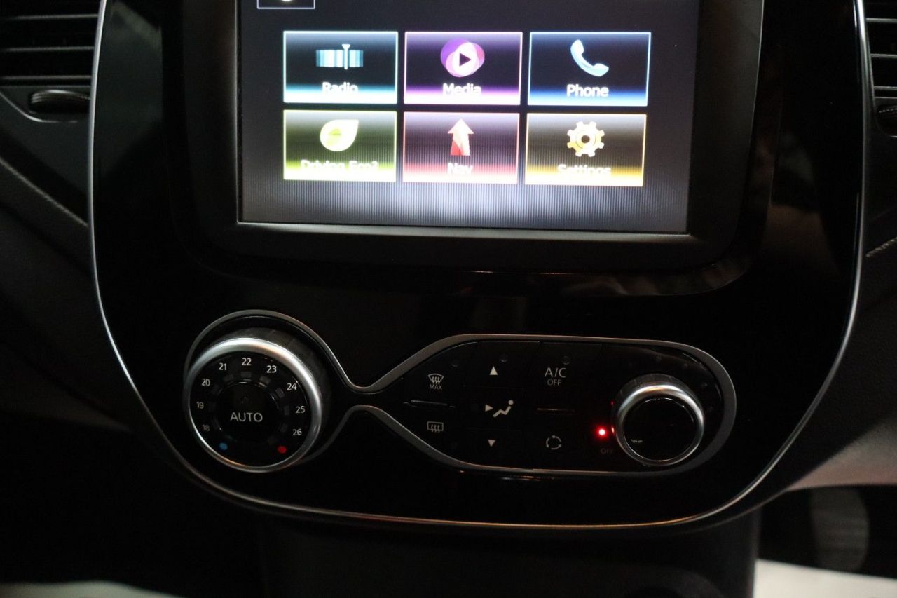 2019 RENAULT CAPTUR 1.5 dCi ENERGY Iconic SUV 5dr Diesel Manual Euro 6 (s/s) (90 ps) LONG MOT / - vehicle photo 33 for sale on PureCar